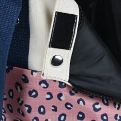 AniOne Transporttasche Leo 8 AniOne Transporttasche Leo -ROYAL CANIN Verkaufsgeschäft d7372df5112ce881b47ef6ec5e6a9f378323e639 02eadbcfa56064efdda51b4e32e3578bbe851299